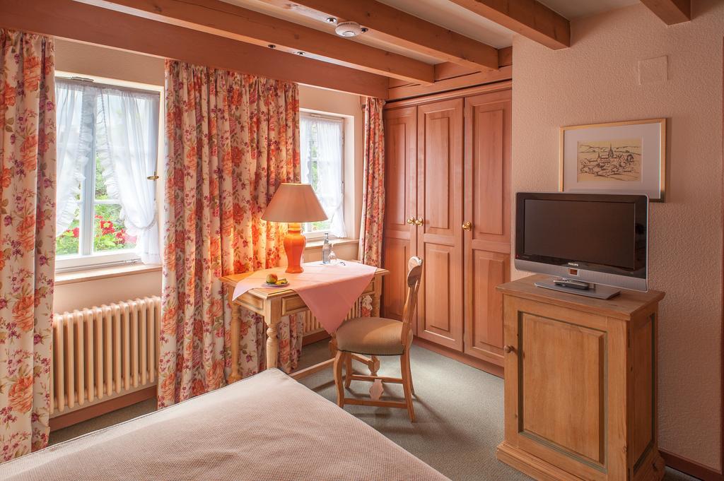 Landhotel Hirsch Tuebingen Room photo